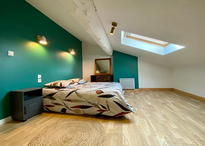 L'aigle D'or - Vue Cite Medievale